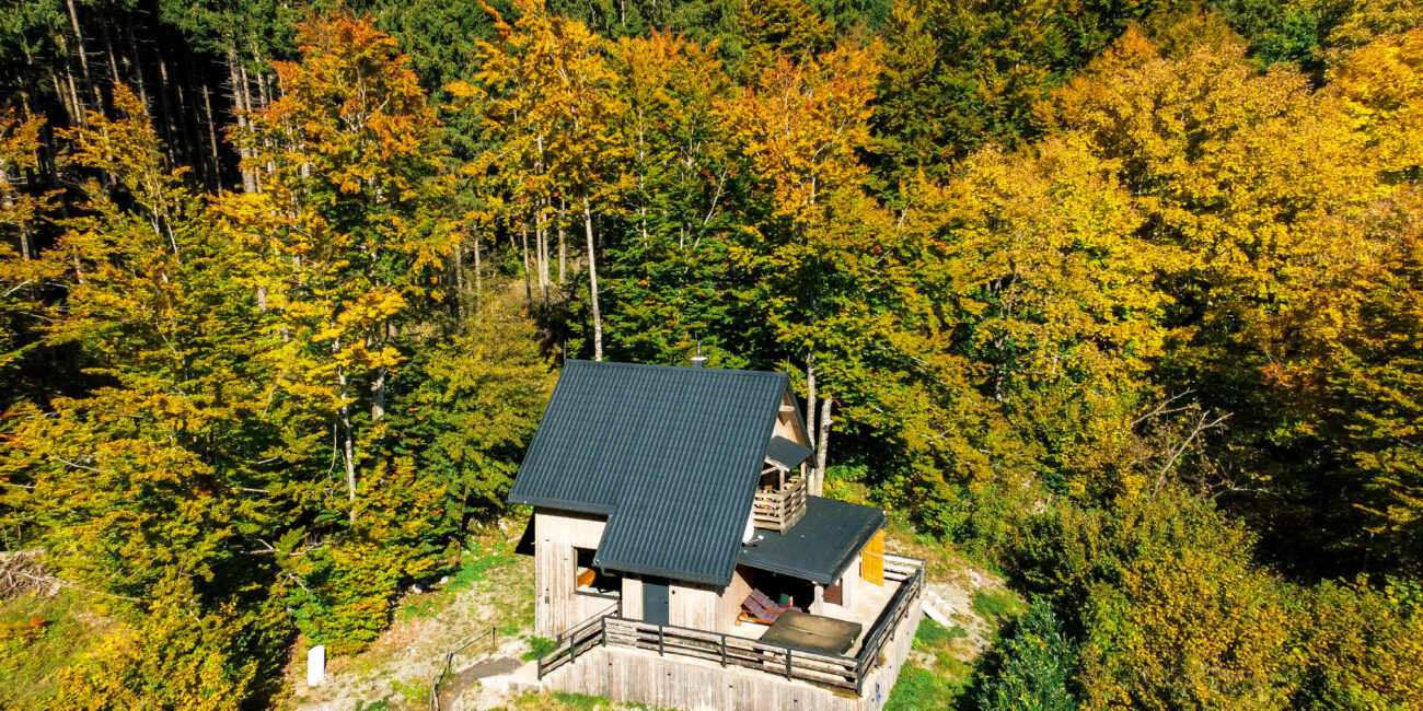jesen_chalet_dream_sky